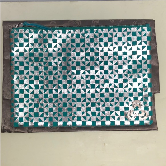Misela Istanbul Clutch - Picture 1 of 6
